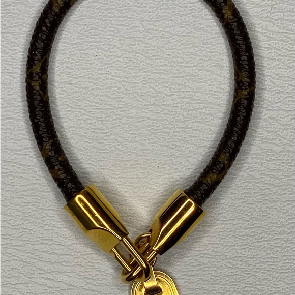 Louis Vuitton LV Monogram Brasserie Rack It Gold Tone Bracelet - Picture 4 of 6